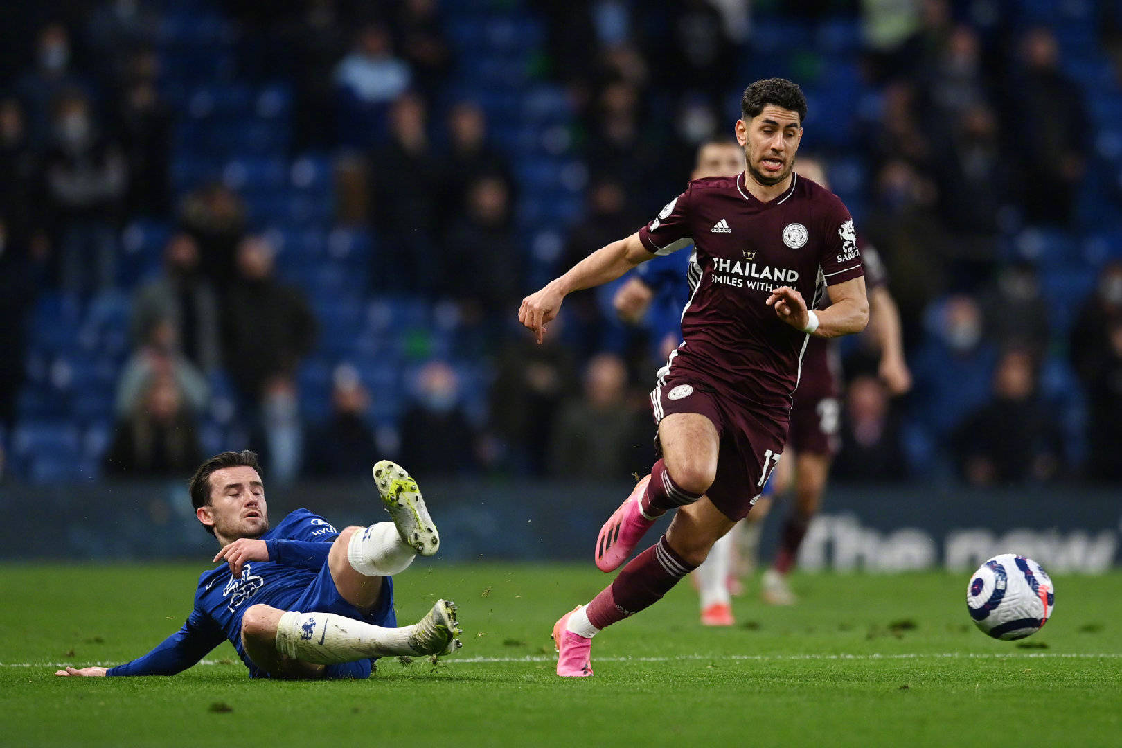 以及双方在 以及双方在