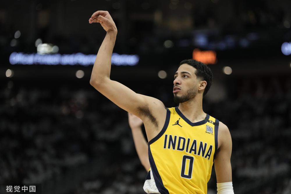 引了众多篮 引了众多篮