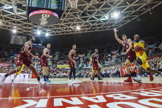 杯赛季中光 杯赛季中光