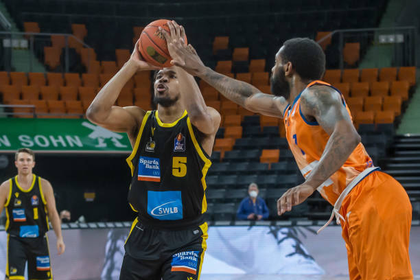 资格赛中 资格赛中