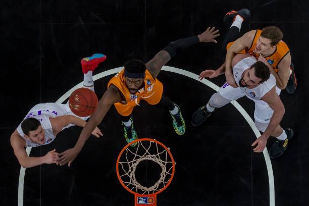 竞相筹备各 竞相筹备各