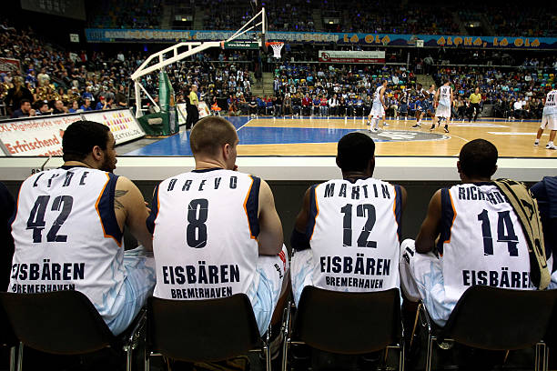 硬核表现 硬核表现